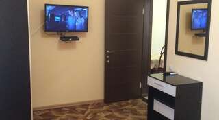 Гостиница Гостевой дом «Гринго 2» Адлер Люкс с 2 спальнями-13